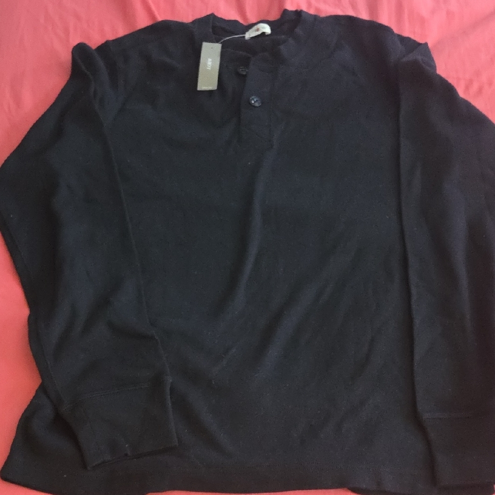 Men's Classic Black Crewneck Sweater